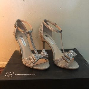 I.N.C. HIGH HEELS